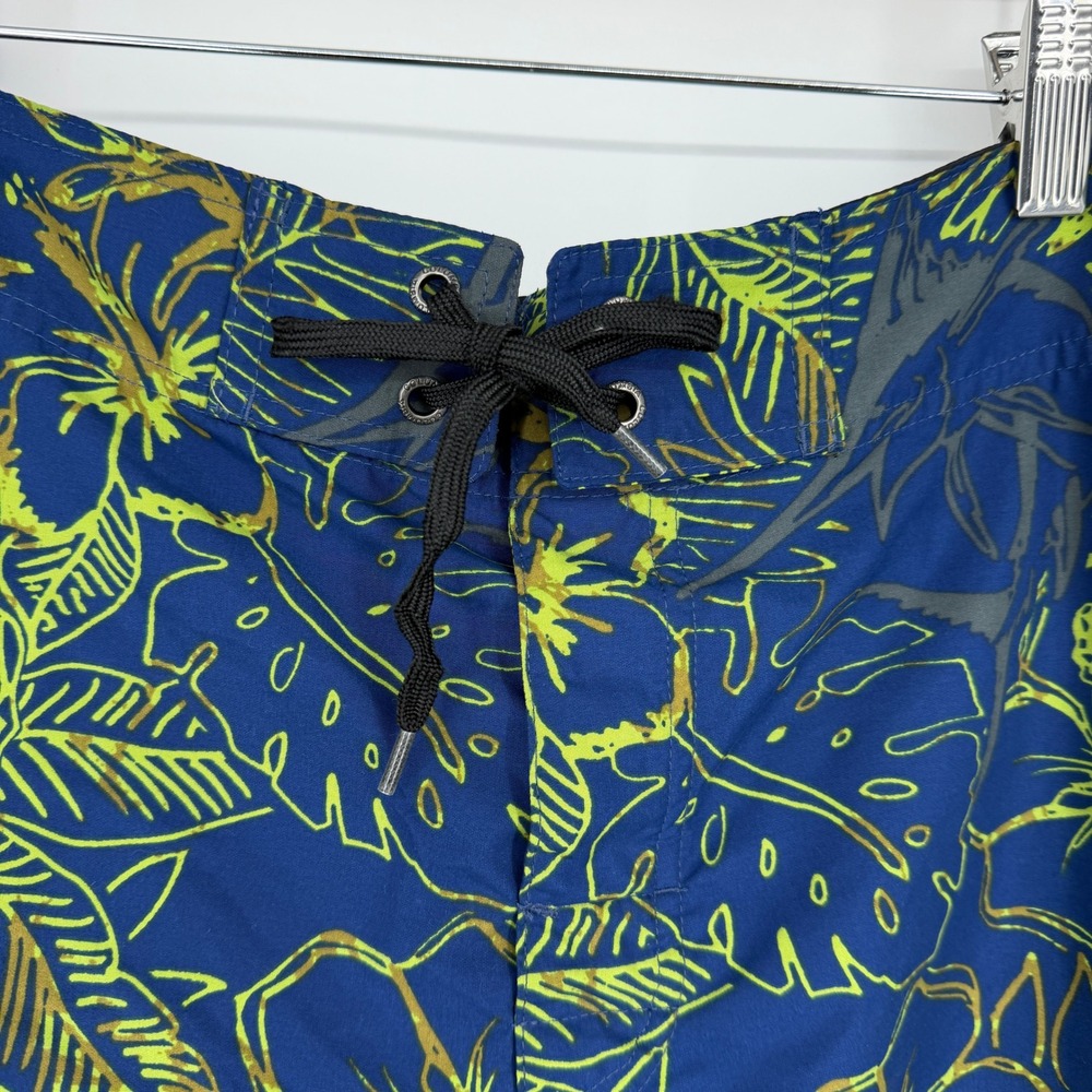 Columbia Men's PFG Offshore II Board Shorts Sz 38 Floral Fishing 11" Inseam - Picture 4 of 11